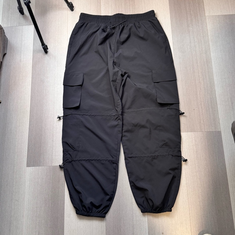 Womens Parachute Cargo Pants with Pockets Joggers Black